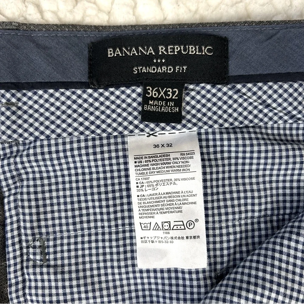 Banana Republic Standard Fit Dress Pants Men’s Size 36W Gray Flat Front